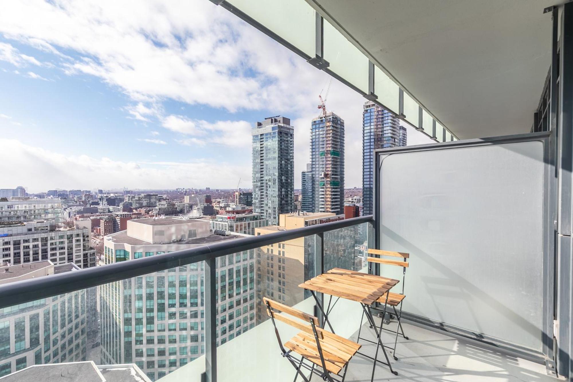 Globalstay Modern Downtown Apartment Toronto Esterno foto
